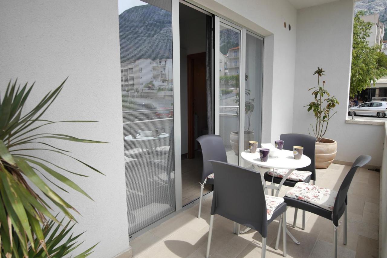 Apartments Mario Migros Makarska Exterior photo